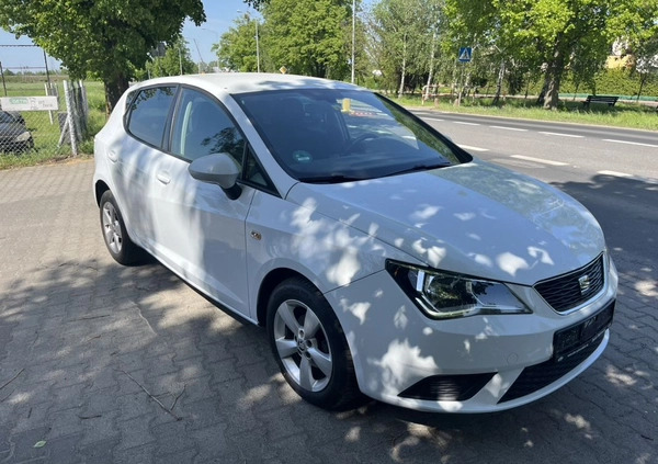Seat Ibiza cena 27900 przebieg: 144000, rok produkcji 2015 z Leszno małe 92